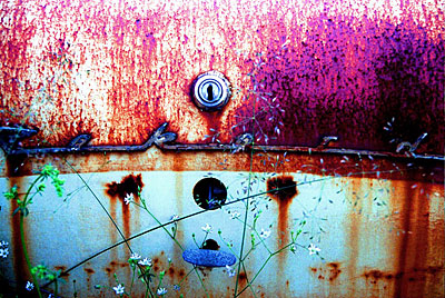 Rust never sleeps - Opel-Rekord-Emblem