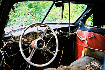 Rust never sleeps - Volvo PV444 Innenraum