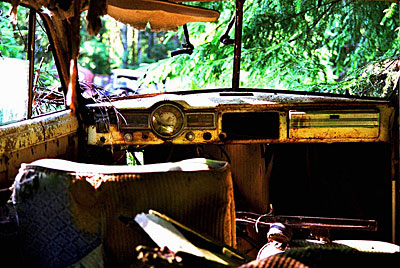 Rust never sleeps - Volvo PV444 Innenraum