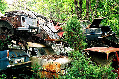 Rust never sleeps - Oldtimer Schrottplatz